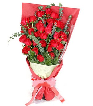  Giresun anneler günü çiçek yolla  37 adet kırmızı güllerden buket