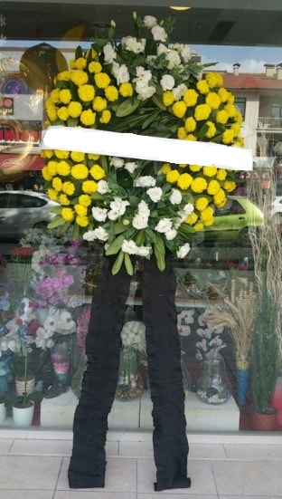 Cenaze çiçek modeli cenaze çiçeği  Giresun hediye sevgilime hediye çiçek 